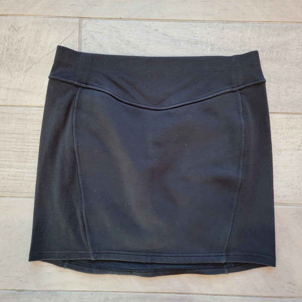 EUC Lululemon Align Skirt